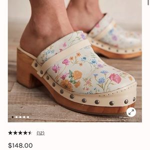 Free People Clogs